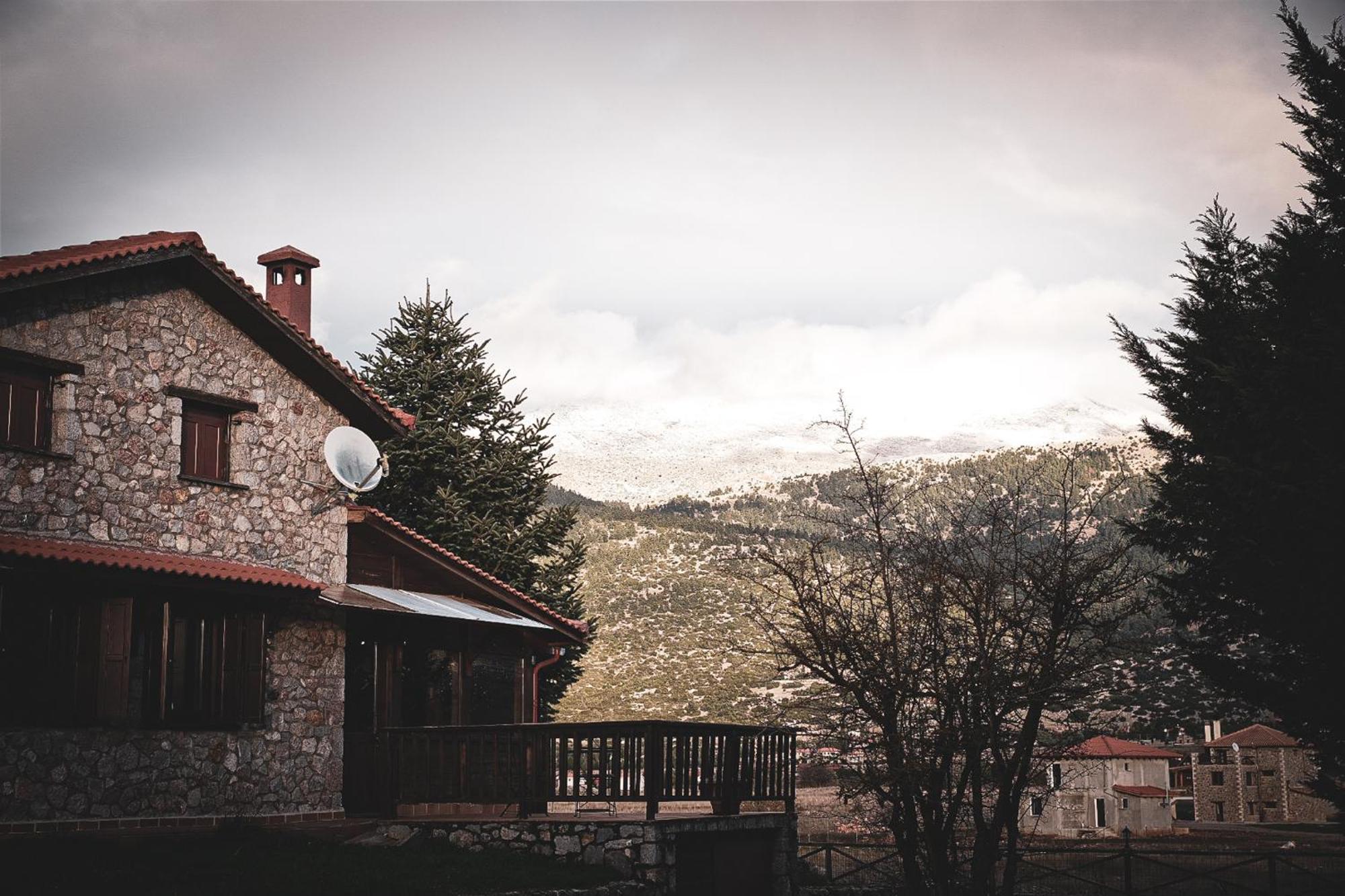 Mont Valley Boutique Chalets Arachova Exterior foto
